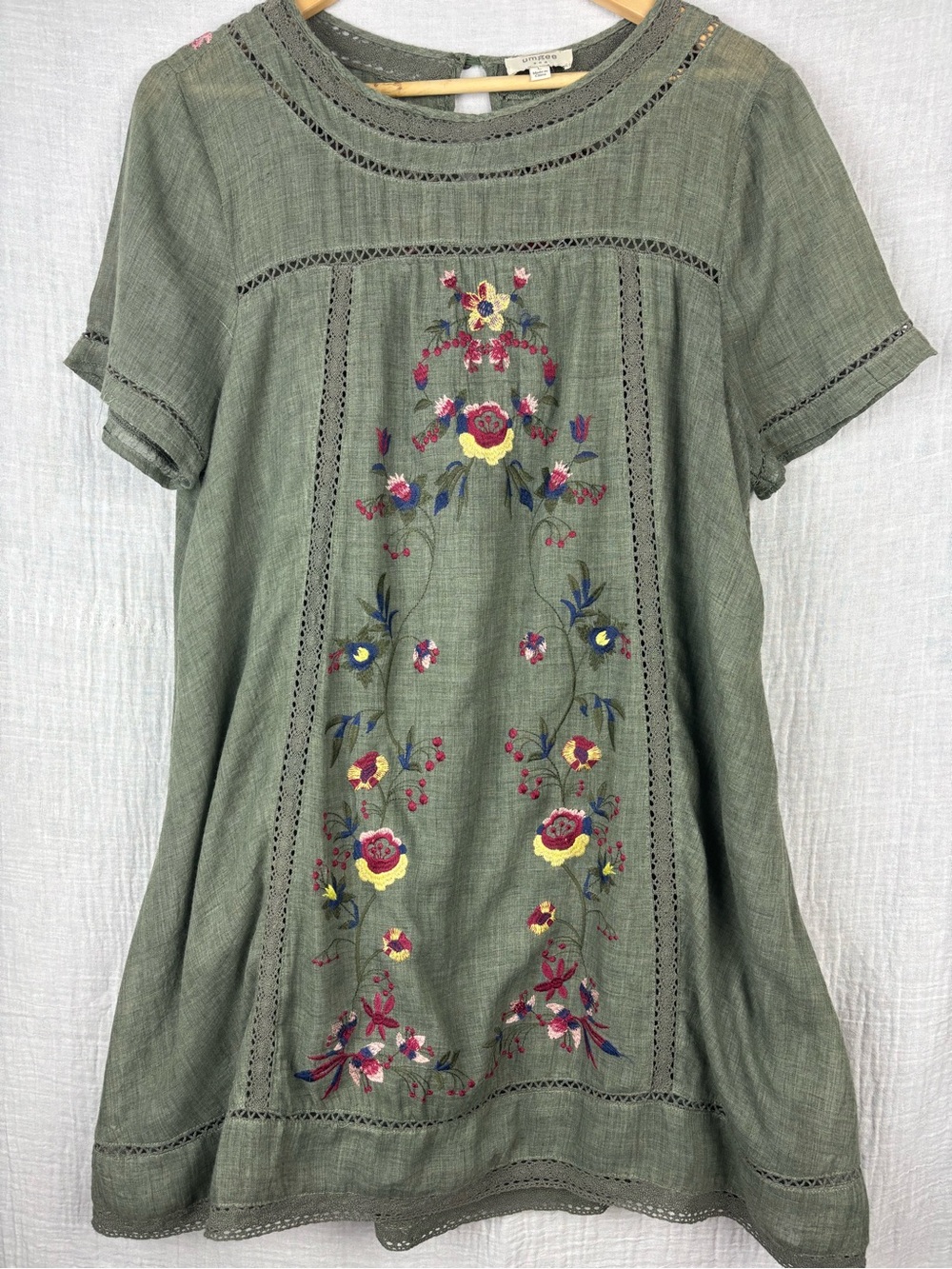 Umgee Olive Green Embroidered Floral Tunic Top